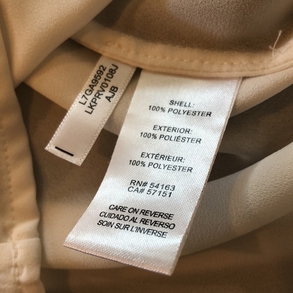 Karl Lagerfeld Popover V Neck Ruffle Mid Sleeve Cream Tie Front Blouse Size S - Picture 9 of 10